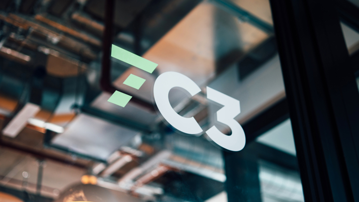 7C3 1
